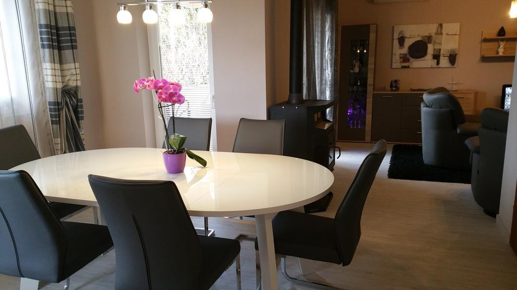 Apartments Roncevic Zadar Room photo